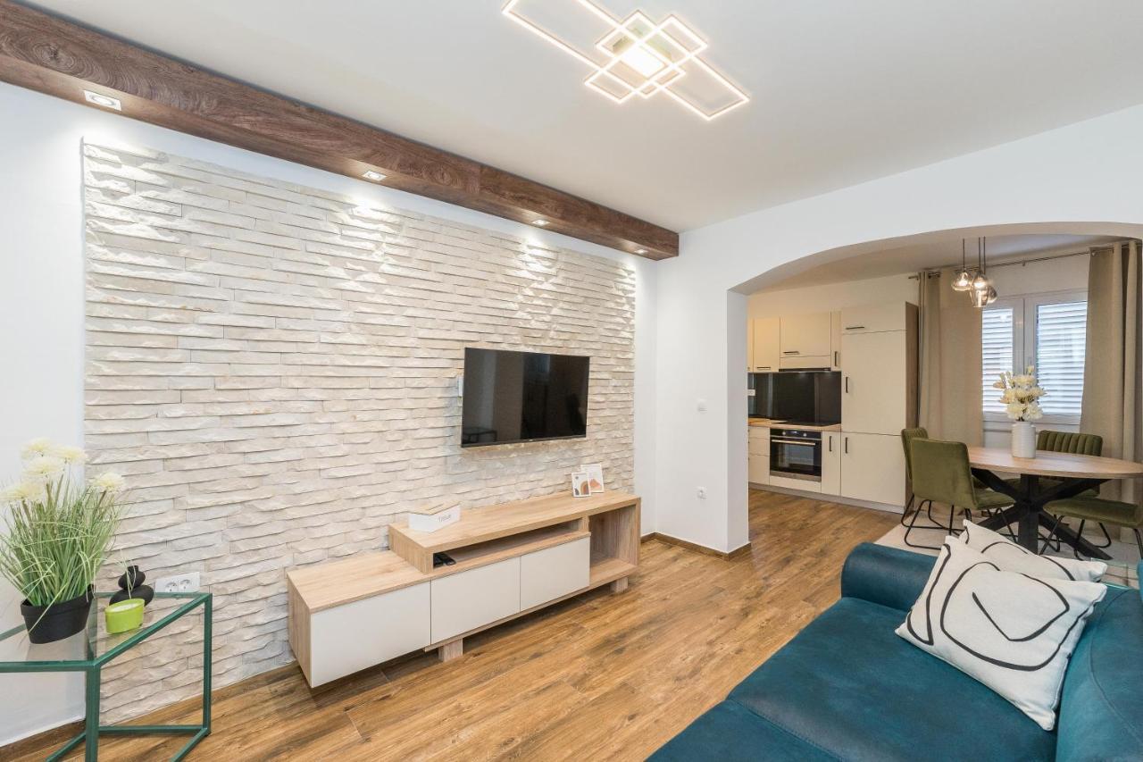 Apartamento Saluto Al Sole Zadar Exterior foto